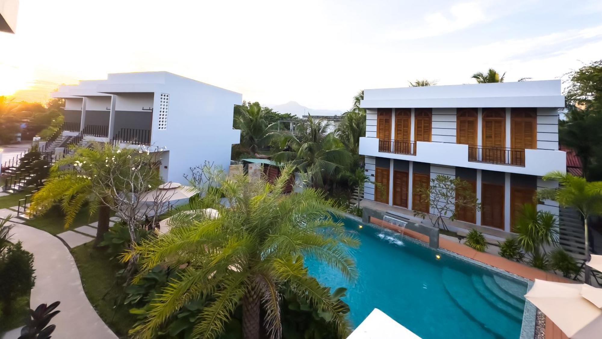 The R&B Boutique Hotel Kampot Eksteriør billede
